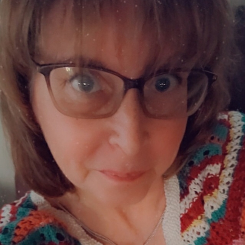 Meet your Posher, Joyce